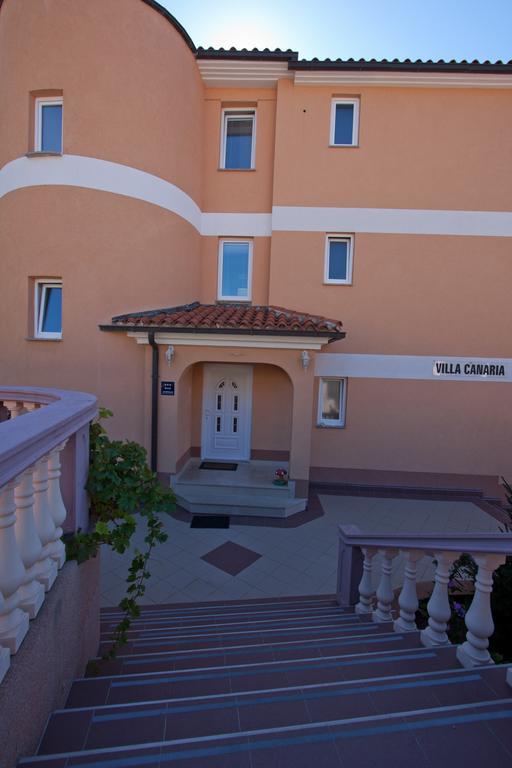 Apartments Canaria プーラ エクステリア 写真