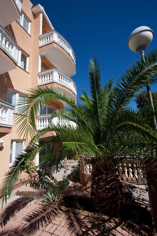 Apartments Canaria プーラ エクステリア 写真