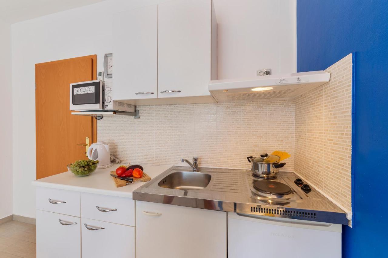 Apartments Canaria プーラ エクステリア 写真