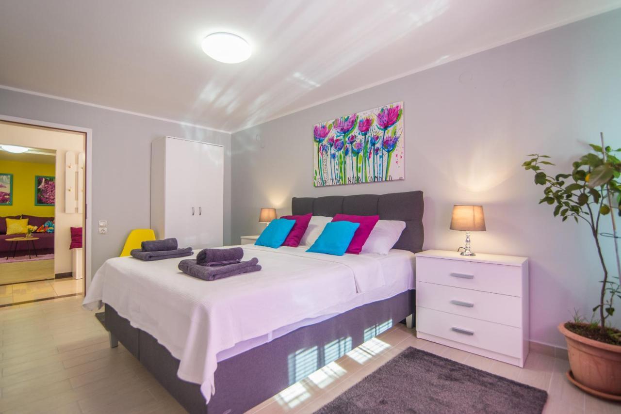 Apartments Canaria プーラ エクステリア 写真