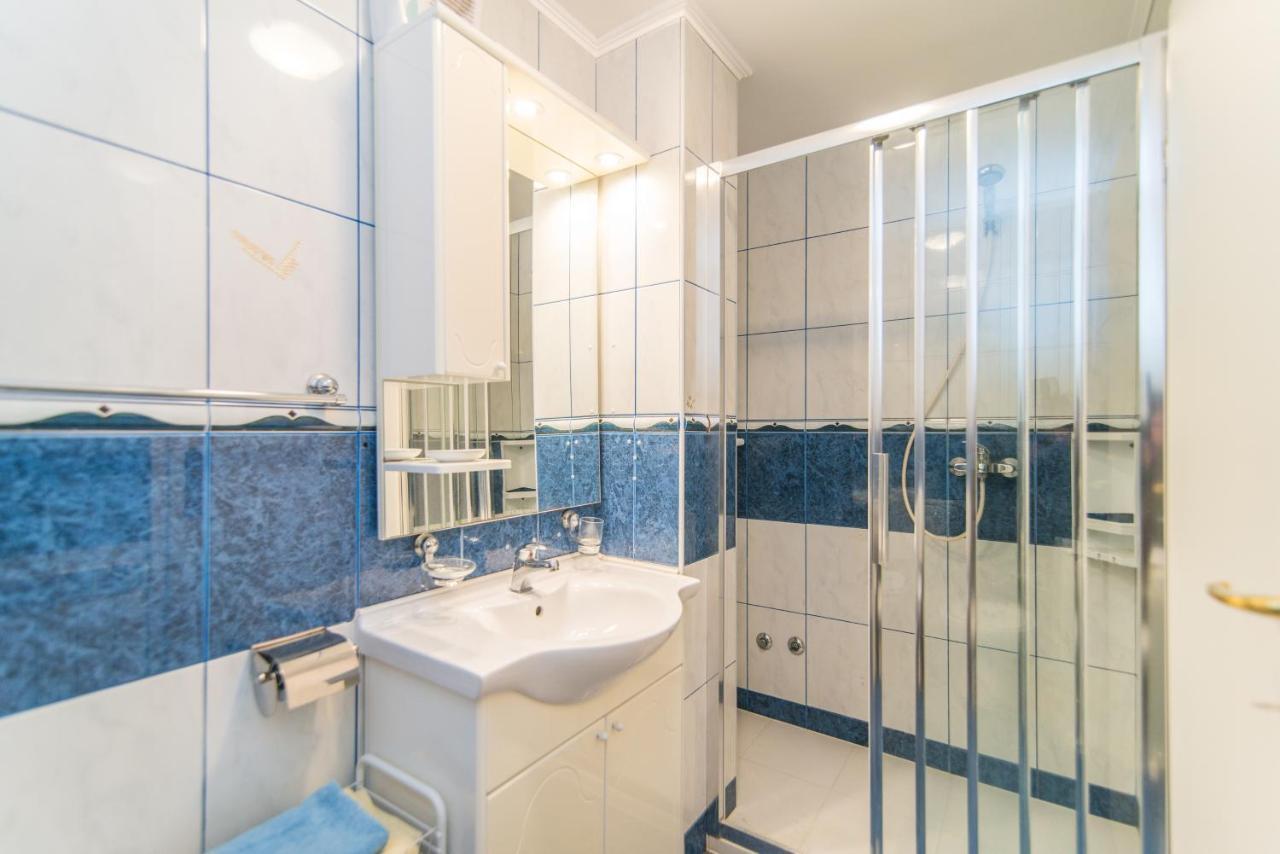 Apartments Canaria プーラ エクステリア 写真